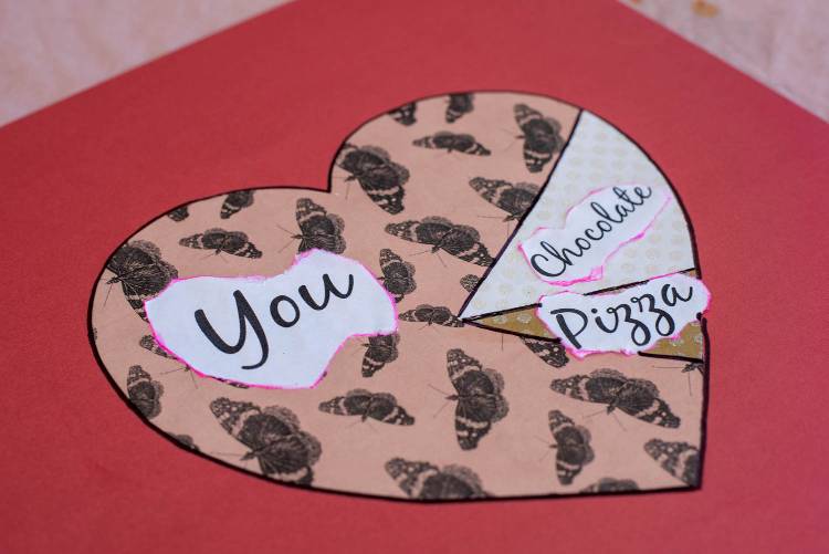 10 Beautiful Scrapbook Ideas for Couples To Commemorate Your Love Story